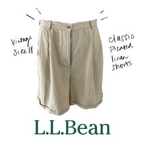 Vintage LL Bean Pleated Linen Khaki Shorts with 9" Inseam, Size 16 Like New